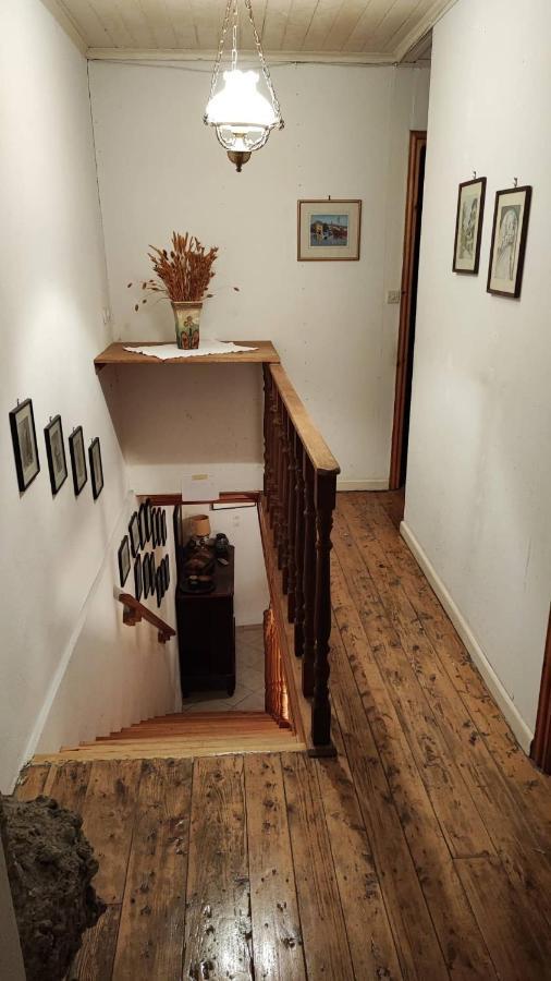Retro Wooden House Gaios Villa Ngoại thất bức ảnh