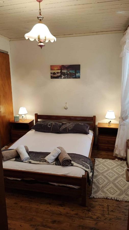 Retro Wooden House Gaios Villa Ngoại thất bức ảnh