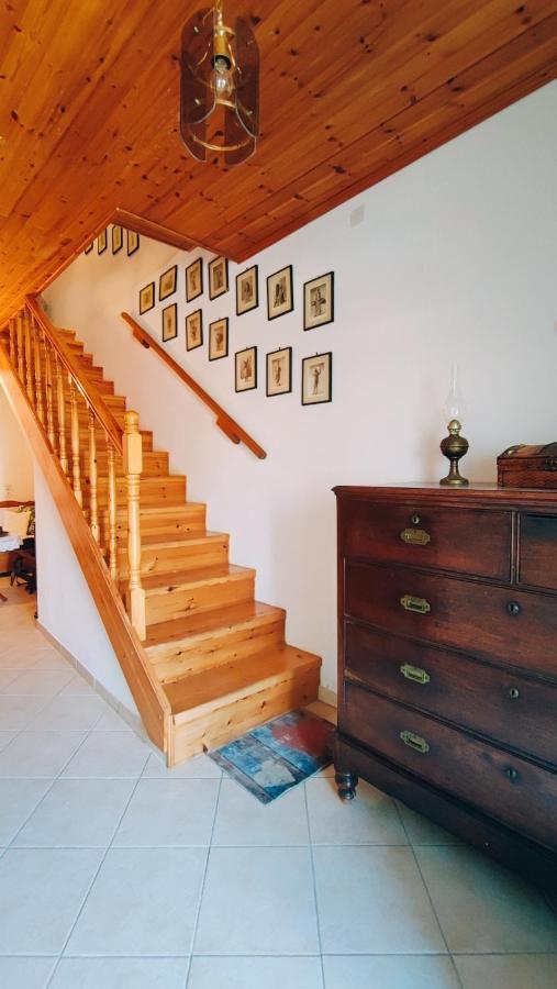 Retro Wooden House Gaios Villa Ngoại thất bức ảnh
