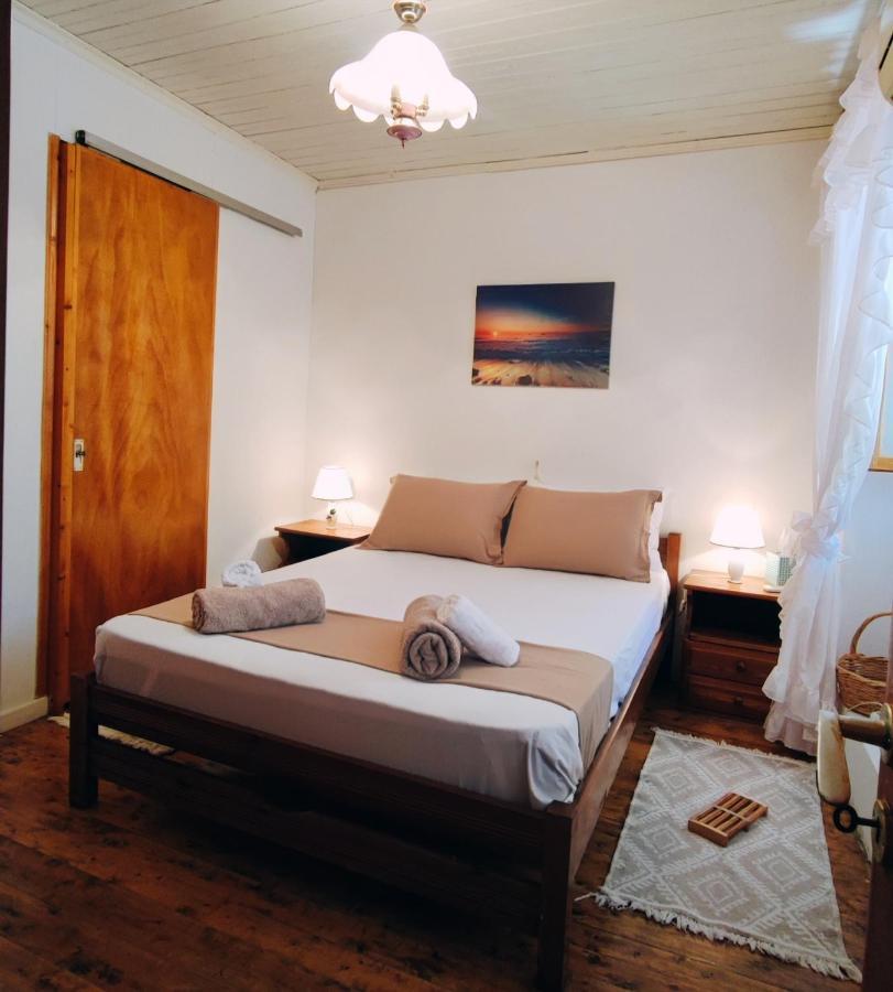 Retro Wooden House Gaios Villa Ngoại thất bức ảnh