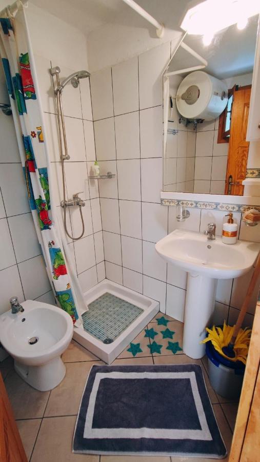 Retro Wooden House Gaios Villa Ngoại thất bức ảnh