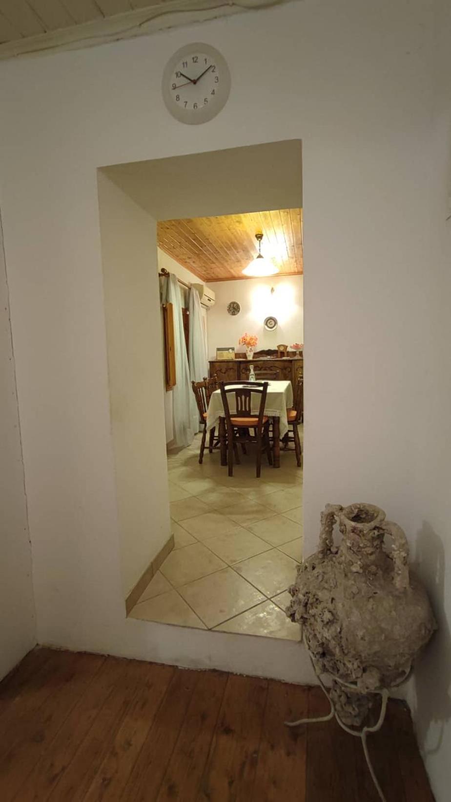 Retro Wooden House Gaios Villa Ngoại thất bức ảnh